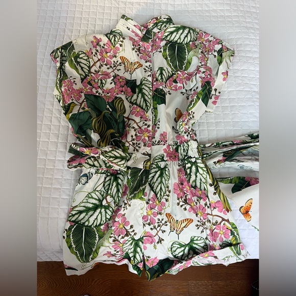 Oscar de la Renta Romper - Picture 5 of 6